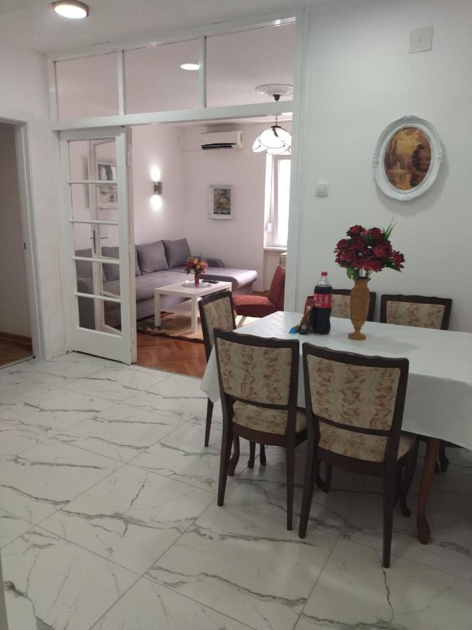 Palace Luxury Apartments The Heart Of Beograd Ngoại thất bức ảnh